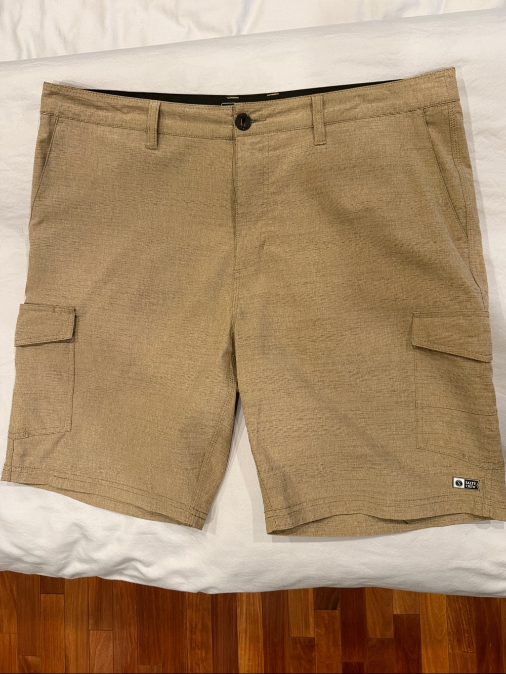 Salty Crew Men’s 38 Khaki Hybrid Cargo Shorts Walk Board Short Zip Pocket